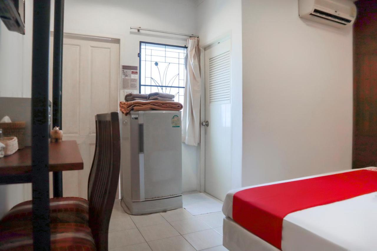 Oyo 1032 Beds Patong Hotel Phuket Exterior foto
